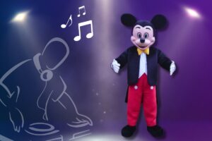 Read more about the article Delight Your Guests with a Mickey Mouse Costume Artist