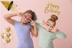 Read more about the article Level Up Your Birthday Party with Cool Two-Face Painting