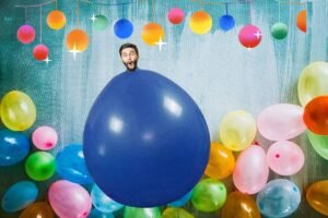 Read more about the article Step Inside the Fun: The Unique Entertainment of a Balloon Man